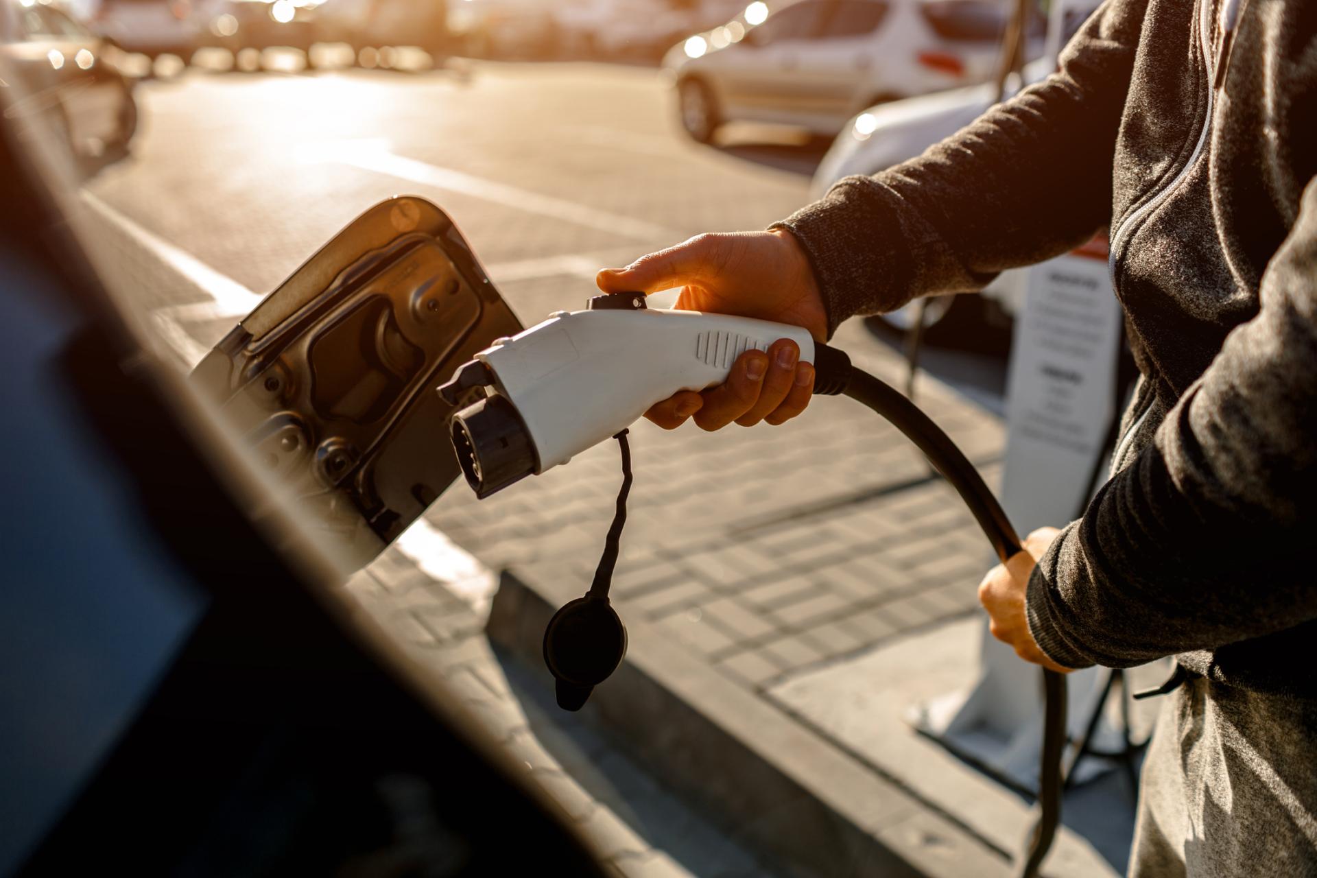 Die EU will die E-Mobilität pushen. Foto: Vlad Dmytrenko